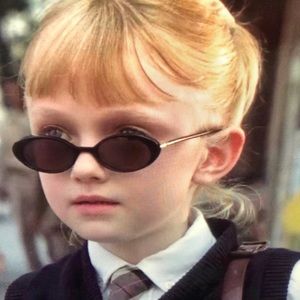 Meet your Posher, Esther